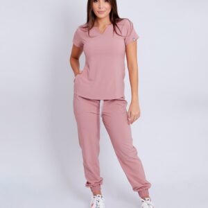Blusa New Moon y Jogger New Comet